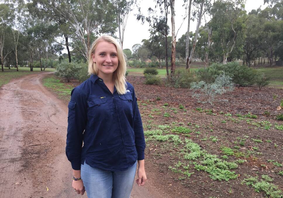 GREEN GYM: Upper Hunter Conservation Volunteers Australia project officer Ellie Gillett plans to start up a Green Gym at Karoola Park, Muswellbrook.