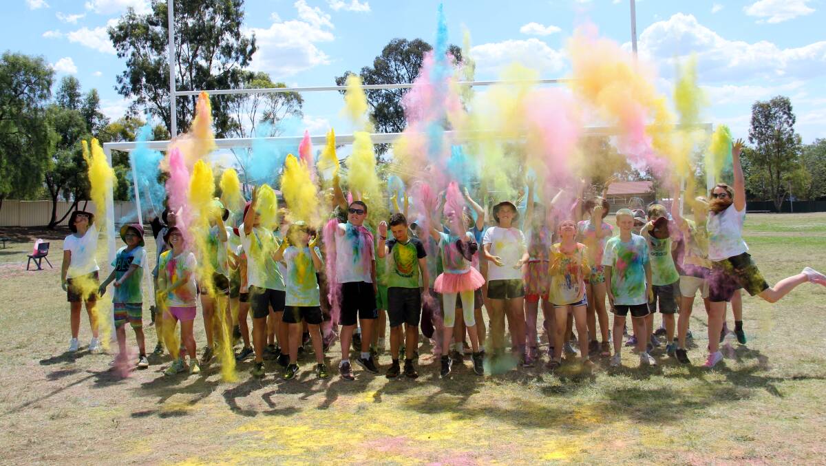 Muswellbrook South Primary School's Colour Run - looks colourful!