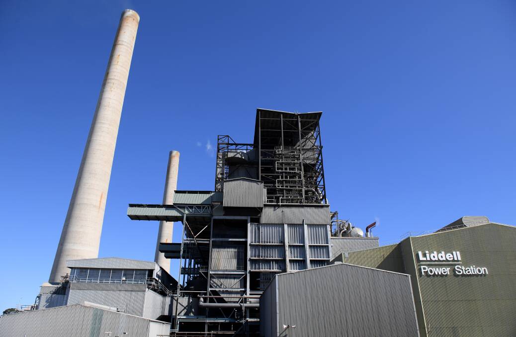 Keeping Liddell coal-fired power station open beyond 2022 is the most expensive and polluting option: report